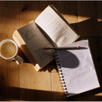 Книги рукописи кофе | Вдохновить на роман