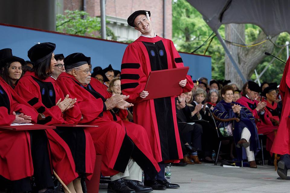 Текст речи Марка Цукерберга перед выпускниками Гарварда | Вдохновить на роман